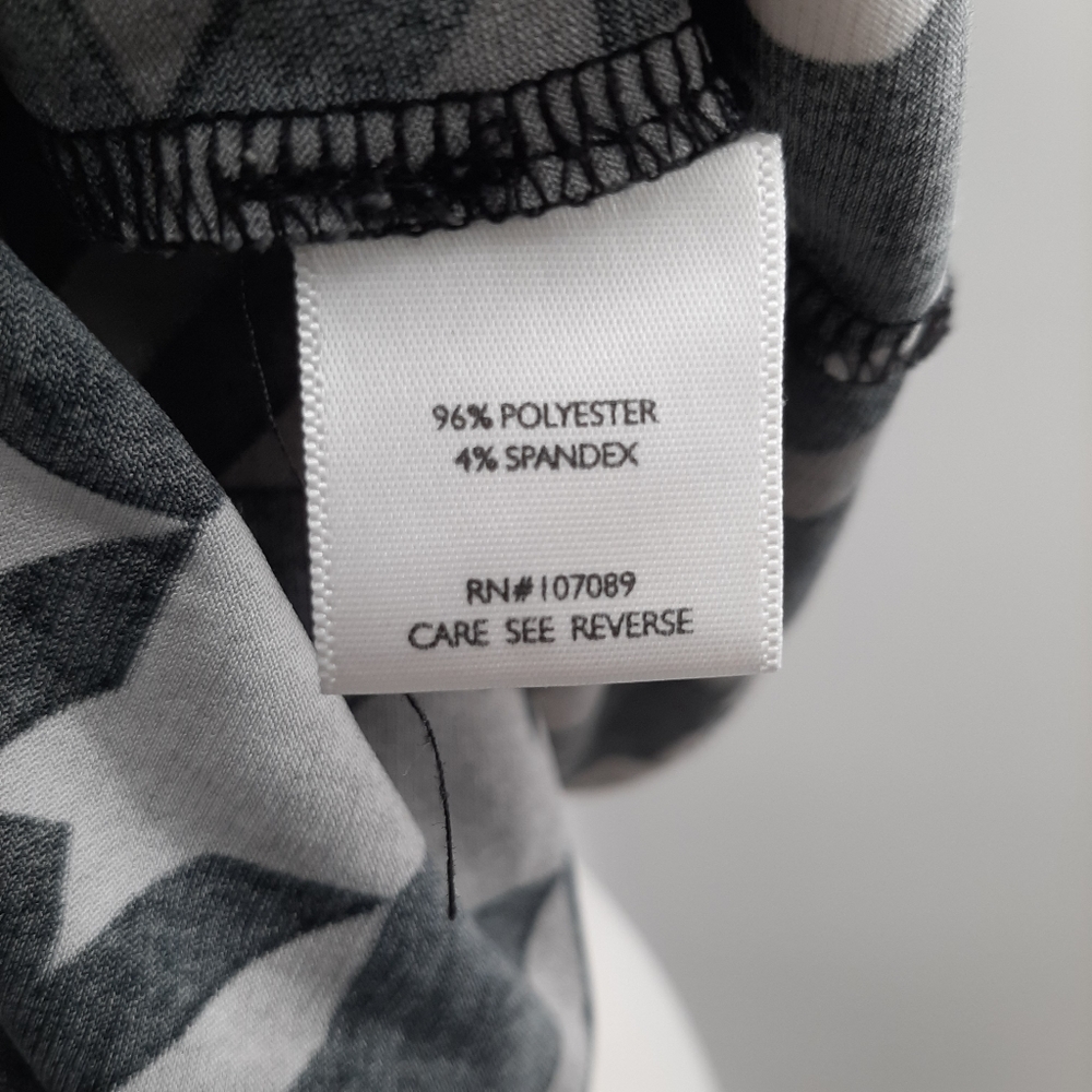 Maurices Flutter Style Sleeve Top In Size 3x - image 4